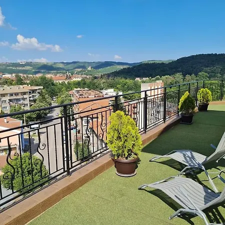Unique Studio- Great Balcony And View! Parking Possibility! Veliko Tŭrnovo Exterior photo
