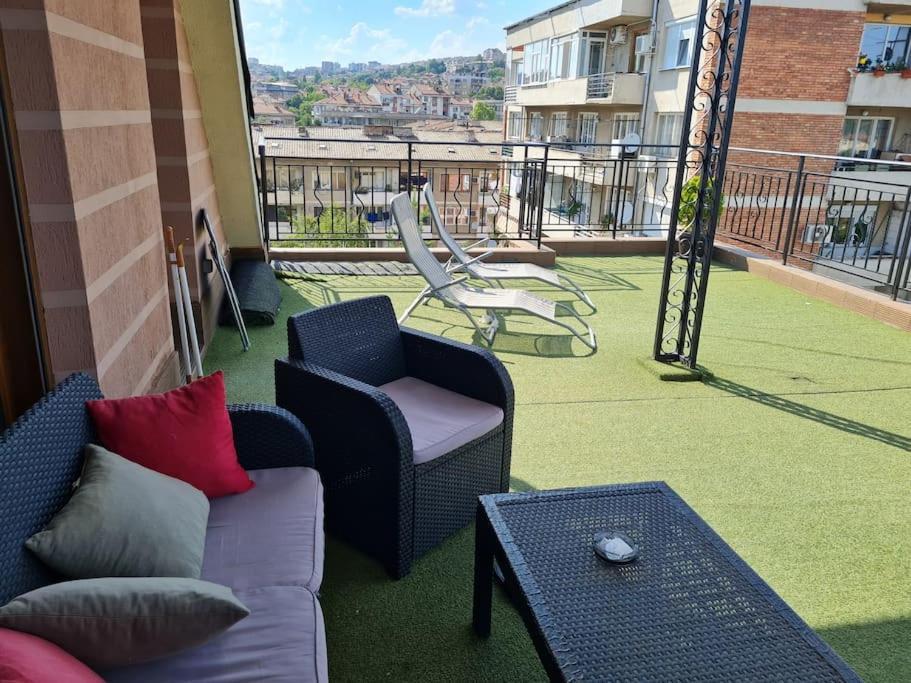 Apartament Unique Studio- Great Balcony And View! Parking Possibility! *