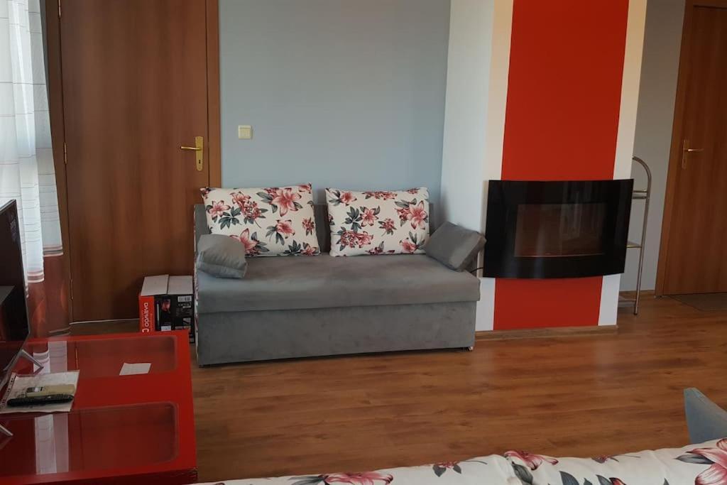 Apartament Unique Studio- Great Balcony And View! Parking Possibility! Veliko Tărnovo